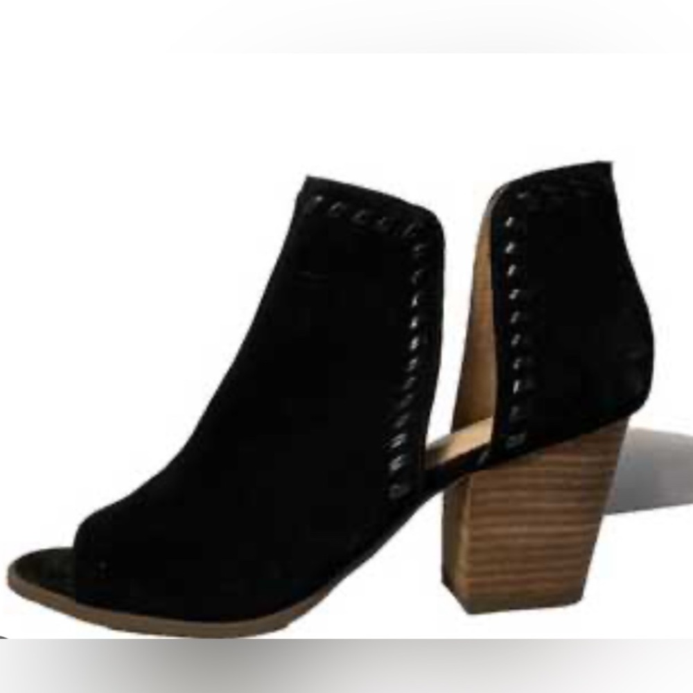 Crown and Ivy Serena Open Toe Heels